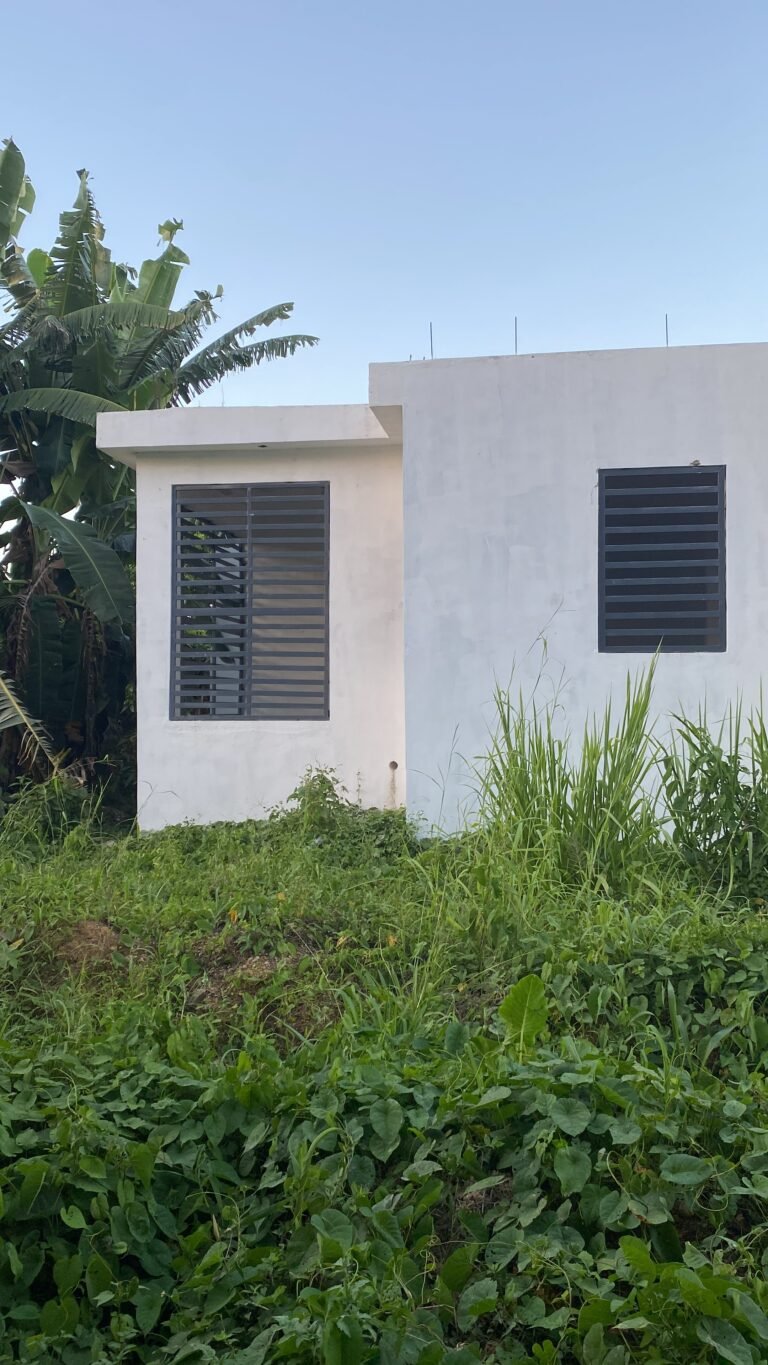 Proyecto de terminaciones e instalación — Grupo Industrial RobMat, Zona Este