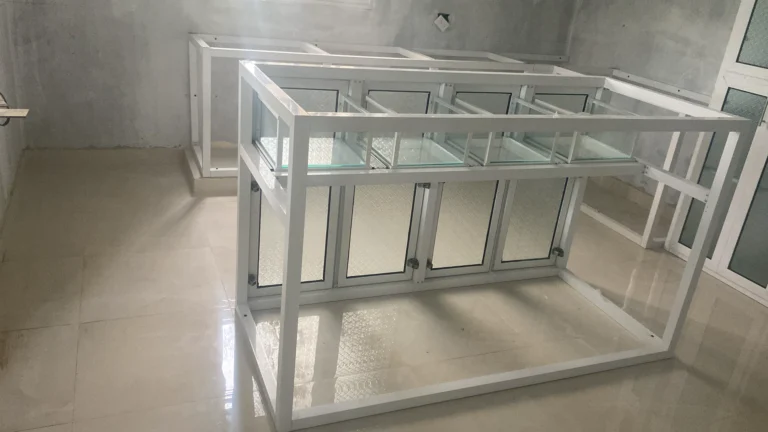 Proyecto de terminaciones e instalación — Grupo Industrial RobMat, Zona Este