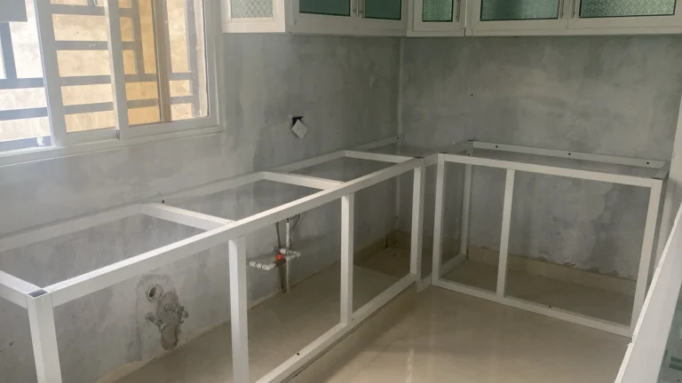 Proyecto de terminaciones e instalación — Grupo Industrial RobMat, Zona Este