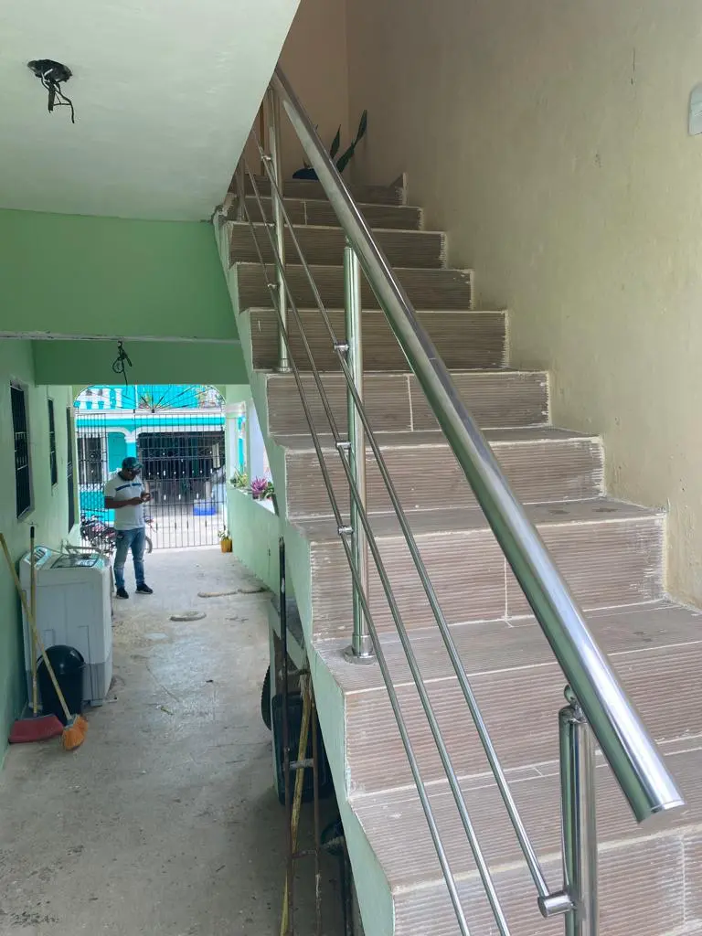 Proyecto de terminaciones e instalación — Grupo Industrial RobMat, Zona Este
