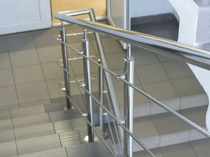 Proyecto de terminaciones e instalación — Grupo Industrial RobMat, Zona Este