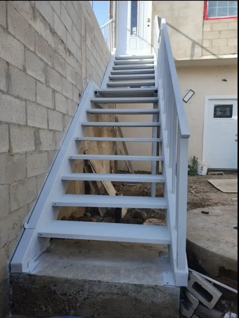 Proyecto de terminaciones e instalación — Grupo Industrial RobMat, Zona Este