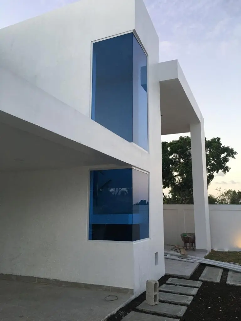 Proyecto de terminaciones e instalación — Grupo Industrial RobMat, Zona Este