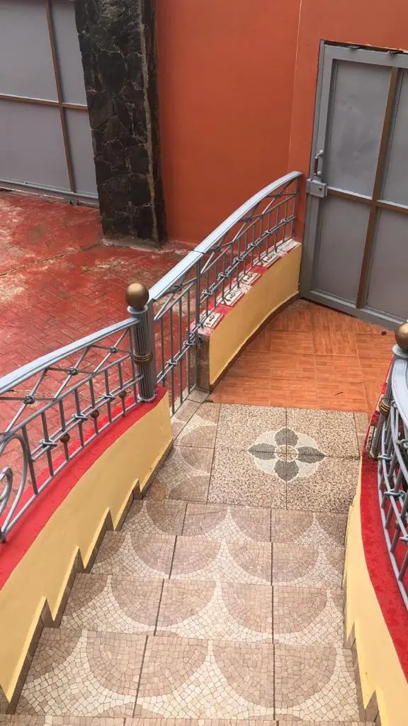 Proyecto de terminaciones e instalación — Grupo Industrial RobMat, Zona Este