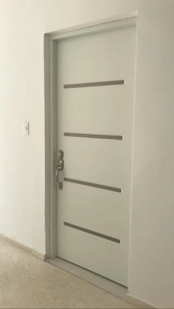 Proyecto de terminaciones e instalación — Grupo Industrial RobMat, Zona Este