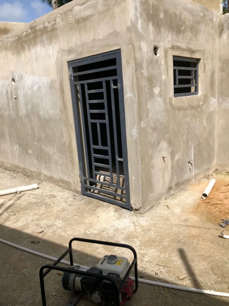 Proyecto de terminaciones e instalación — Grupo Industrial RobMat, Zona Este