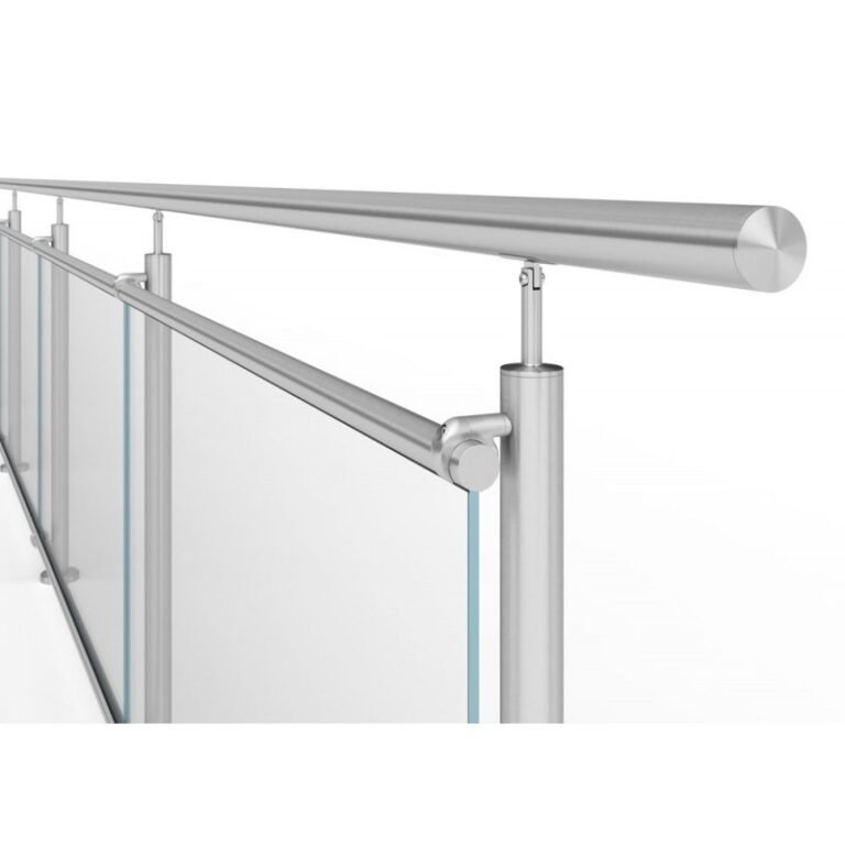 Balcones y barandillas en acero inoxidable — Grupo Industrial RobMat, Zona Este