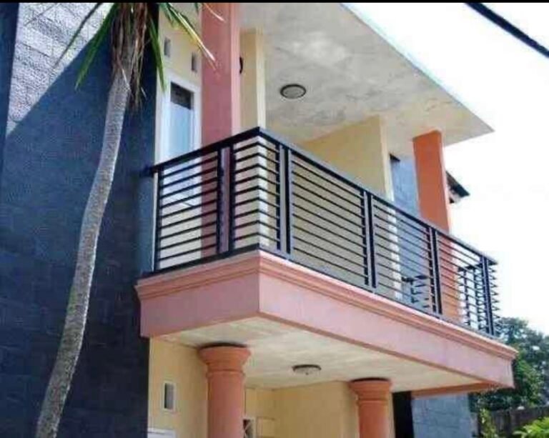 Balcones y barandillas en aluminio — Grupo Industrial RobMat, Zona Este