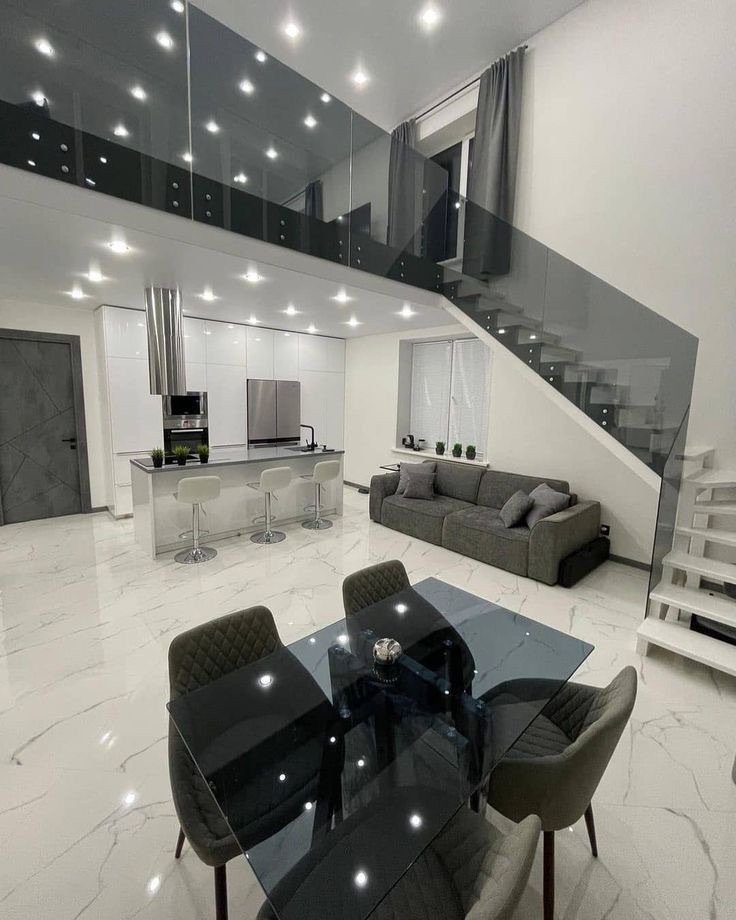 Balcones y barandillas en vidrio templado — Grupo Industrial RobMat, Zona Este