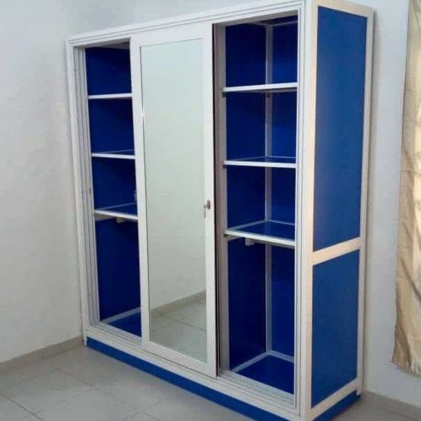 Closets en aluminio — Grupo Industrial RobMat, Zona Este