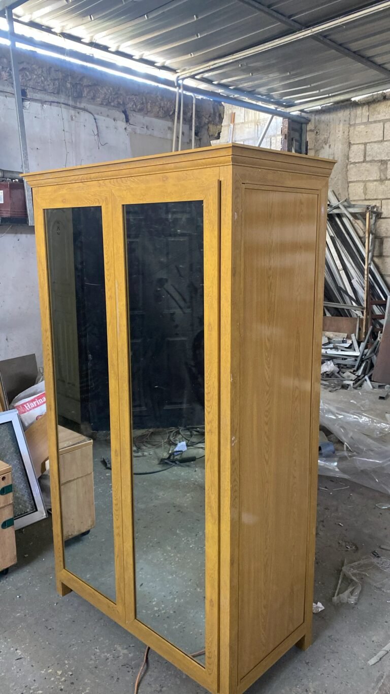 Instalación de closets — Grupo Industrial RobMat, Zona Este