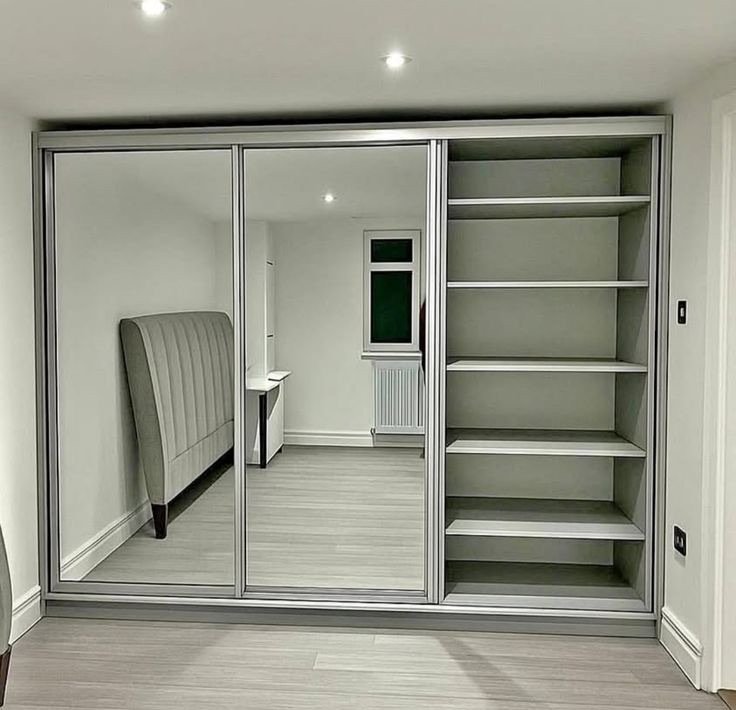 Closets modulares — Grupo Industrial RobMat, Zona Este