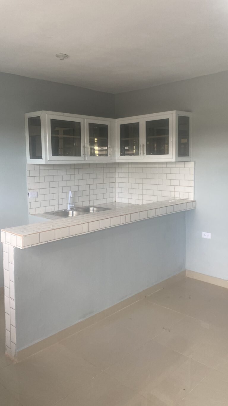 Cocinas en aluminio y cristal — Grupo Industrial RobMat, Zona Este