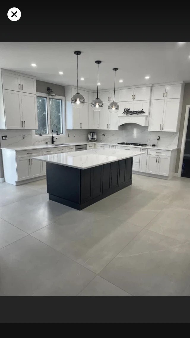 Islas de cocina — Grupo Industrial RobMat, Zona Este