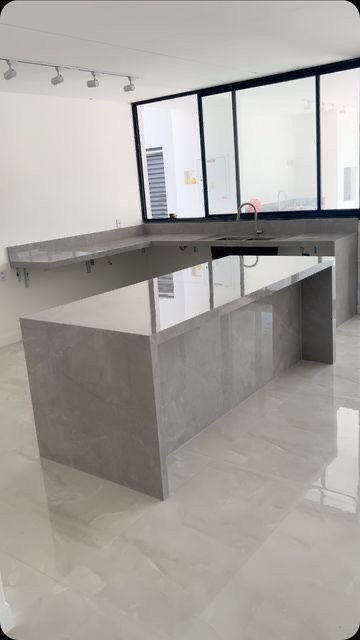 Islas de cocina — Grupo Industrial RobMat, Zona Este