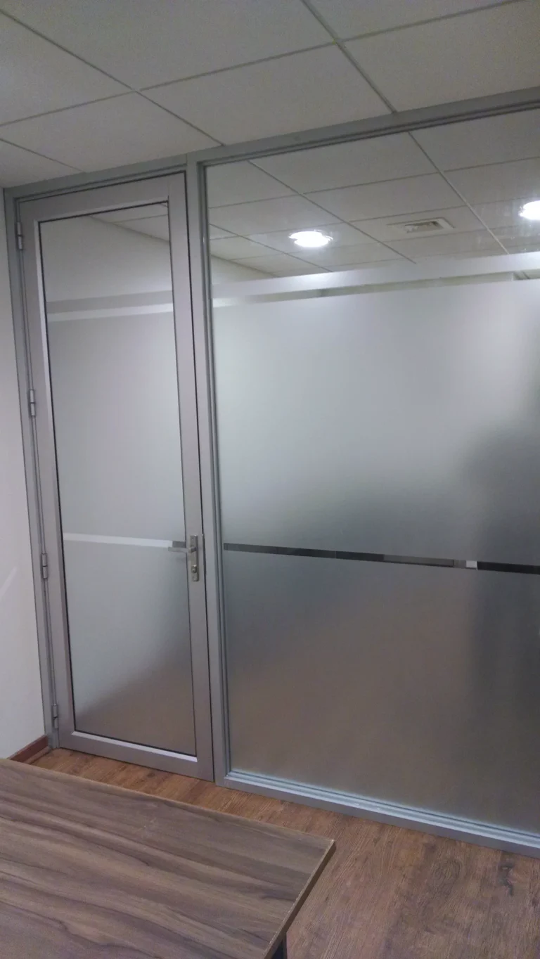 Fachadas comerciales — Grupo Industrial RobMat, Zona Este