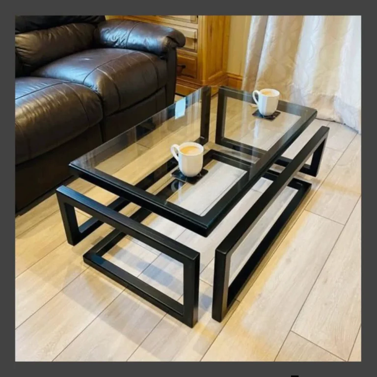 Muebles y utilería en metal — Grupo Industrial RobMat, Zona Este