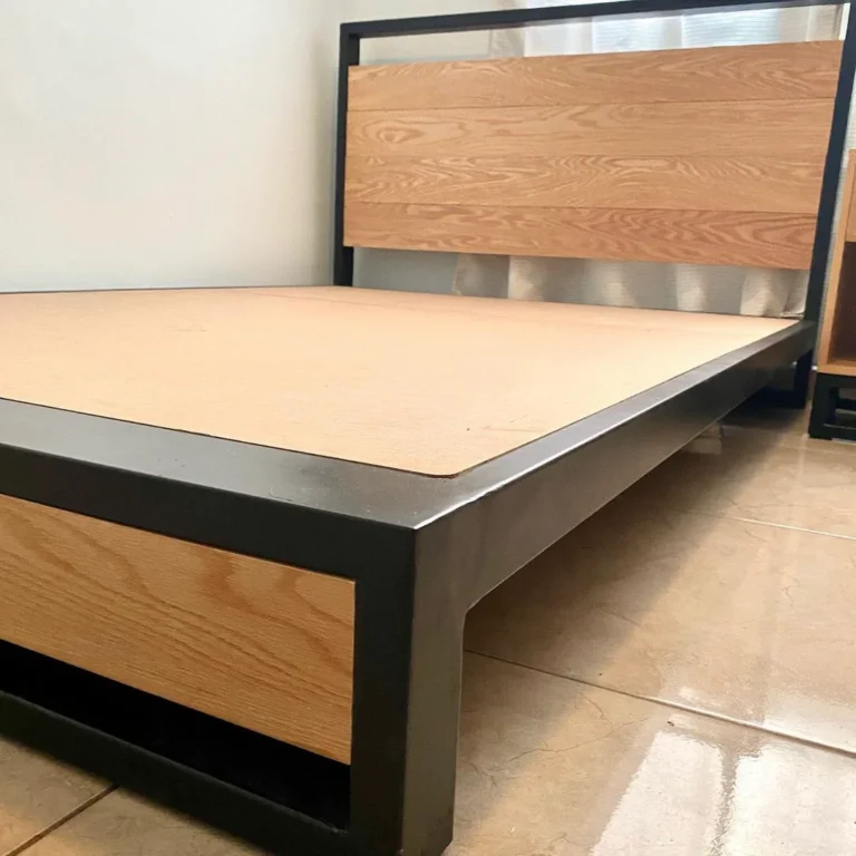 Muebles y utilería en metal — Grupo Industrial RobMat, Zona Este