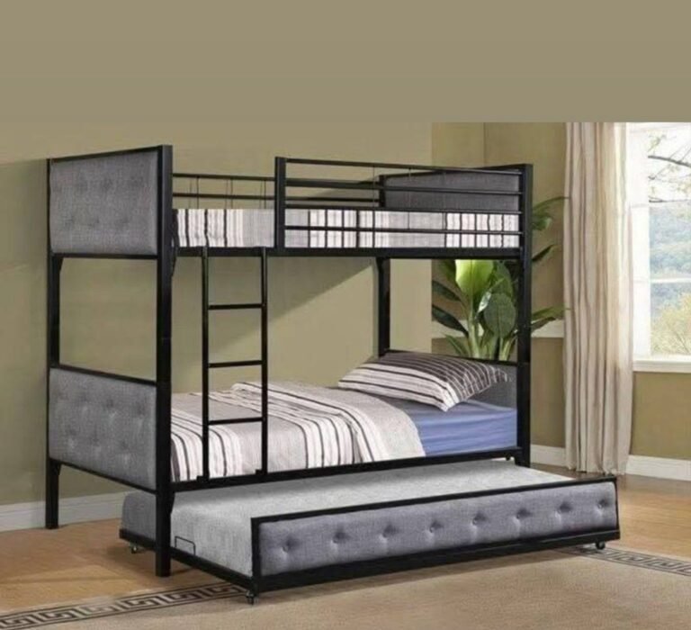 Muebles y utilería en metal — Grupo Industrial RobMat, Zona Este
