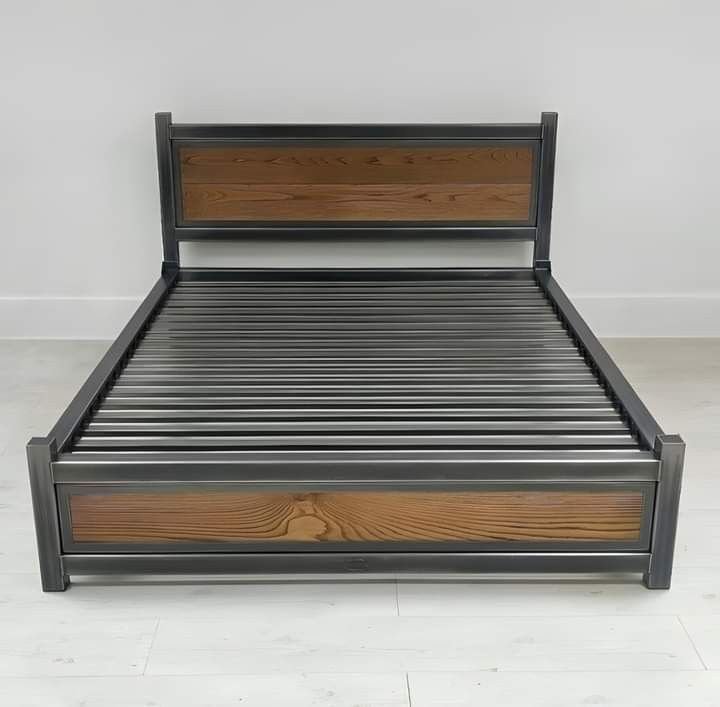 Muebles y utilería en metal — Grupo Industrial RobMat, Zona Este