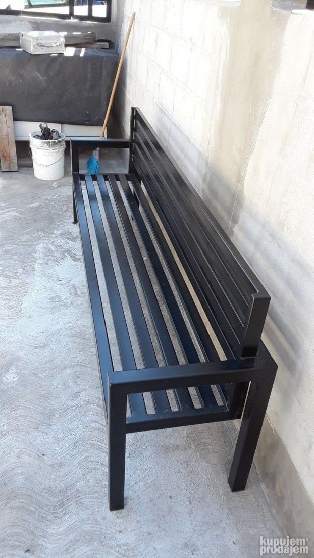 Muebles y utilería en metal — Grupo Industrial RobMat, Zona Este