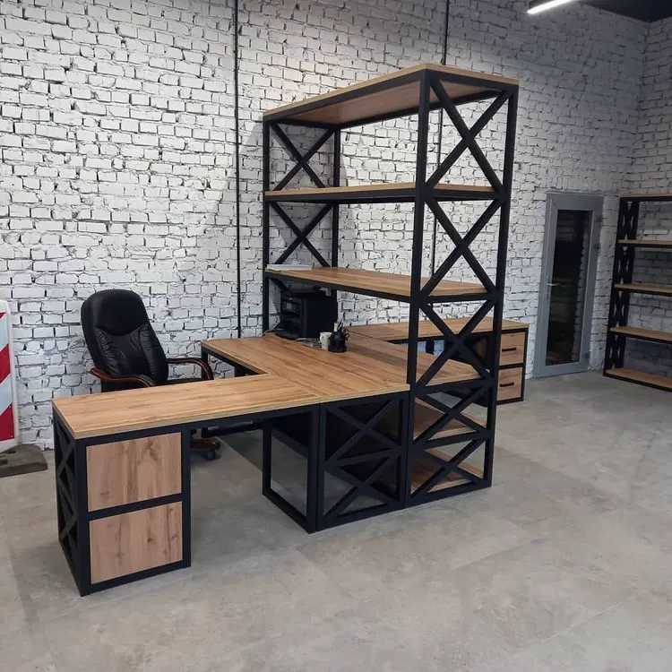 Muebles y utilería en metal — Grupo Industrial RobMat, Zona Este