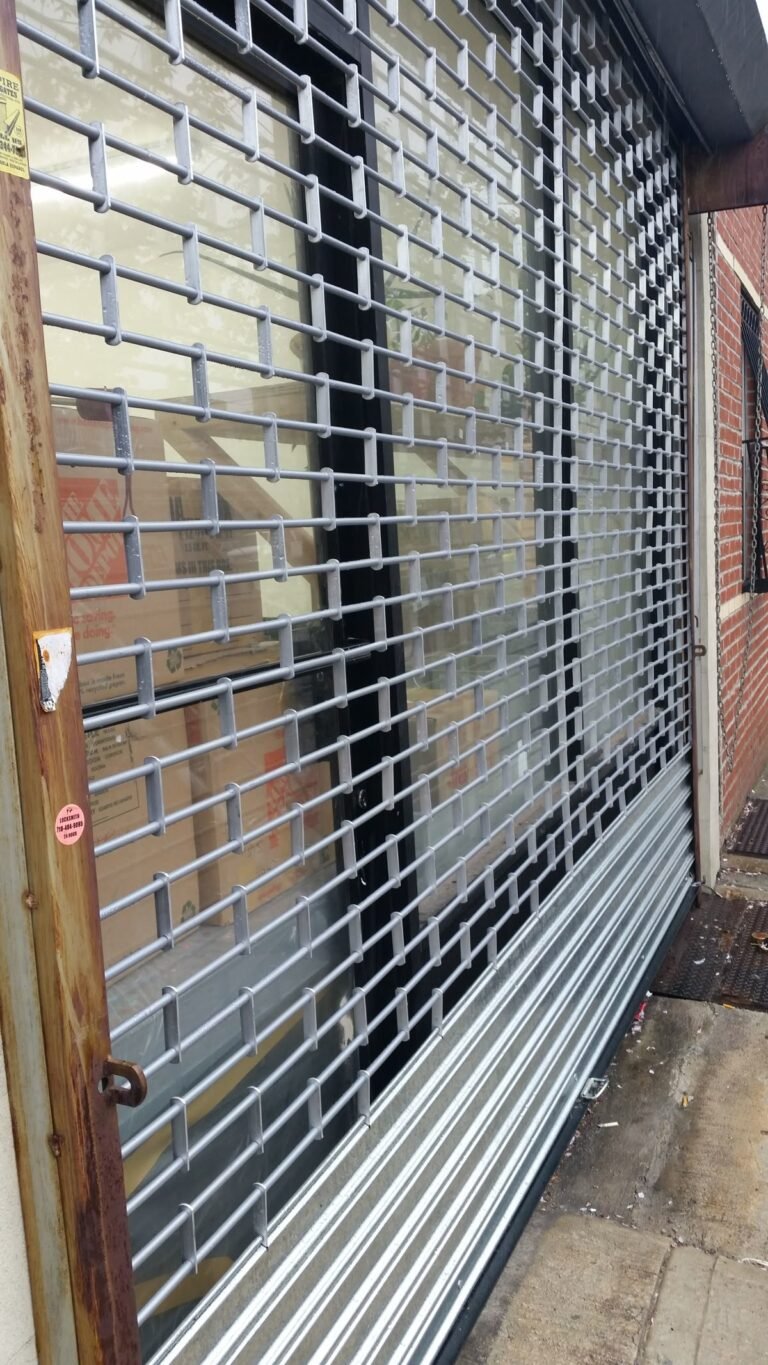 Shutters comerciales — Grupo Industrial RobMat, Zona Este