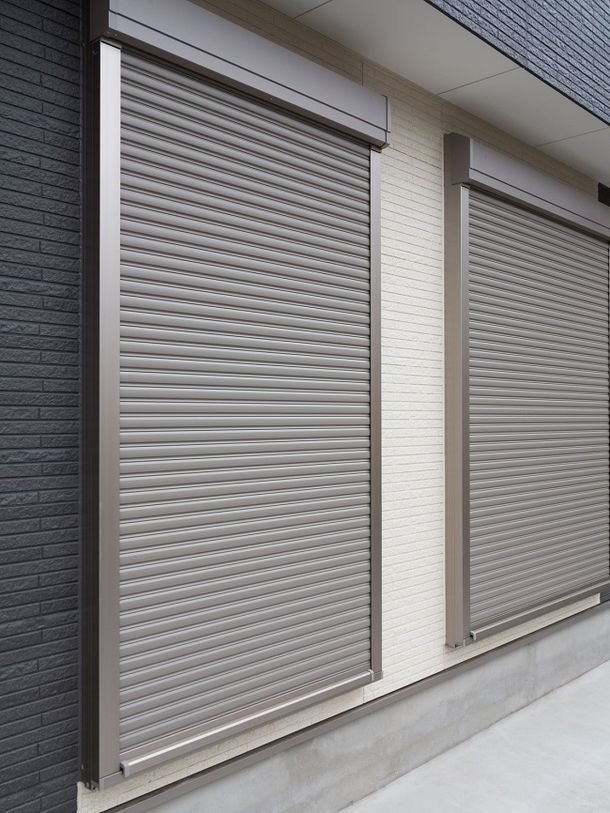 Shutters comerciales — Grupo Industrial RobMat, Zona Este