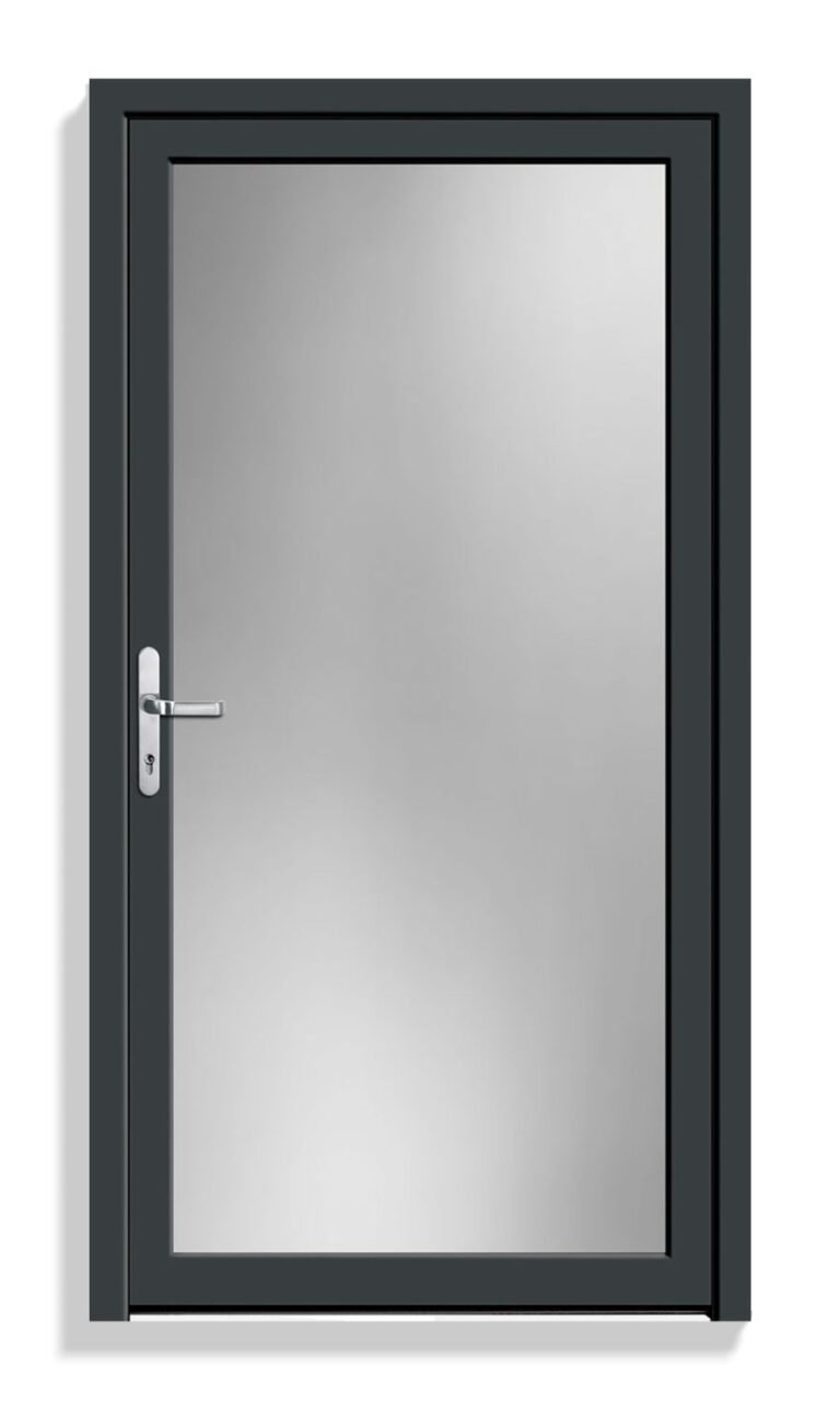 Puertas de aluminio — Grupo Industrial RobMat, Zona Este