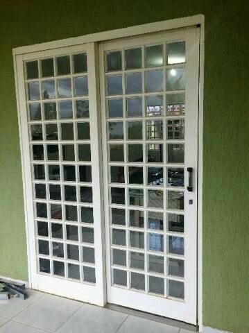 Puertas francesas — Grupo Industrial RobMat, Zona Este