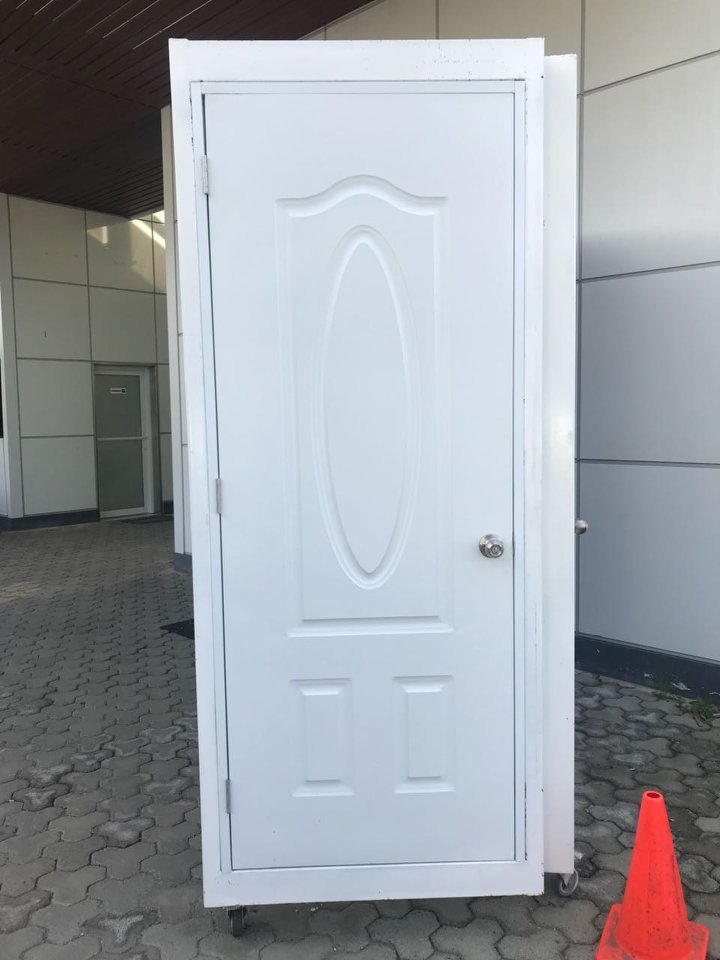 Puertas polimetal — Grupo Industrial RobMat, Zona Este