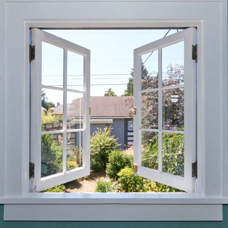 Ventanas abatibles — Grupo Industrial RobMat, Zona Este